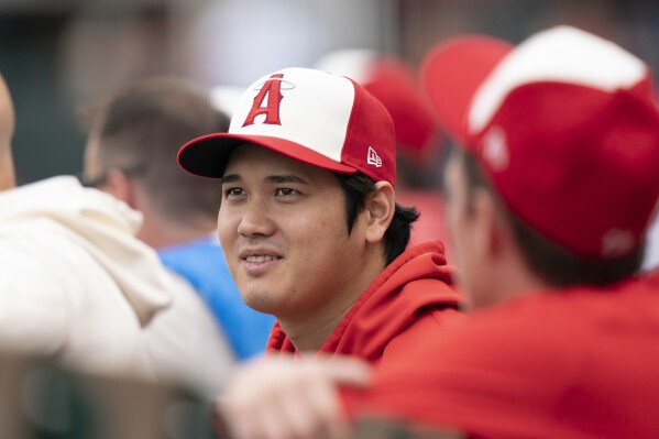 Angels star Shohei Ohtani finishes with the best selling jersey in
